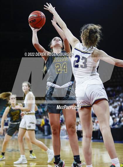 Thumbnail 1 in Green Mountain vs Mullen (CHSAA 4A Final 4) photogallery.