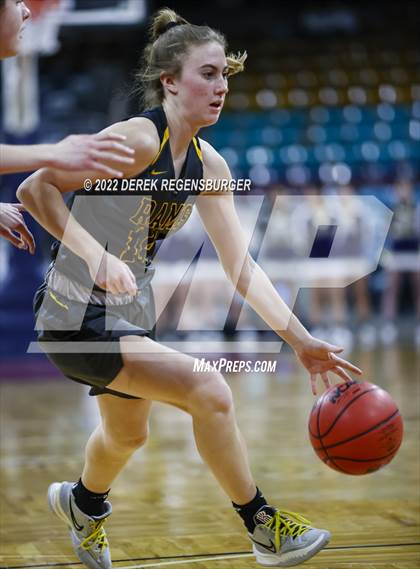 Thumbnail 2 in Green Mountain vs Mullen (CHSAA 4A Final 4) photogallery.