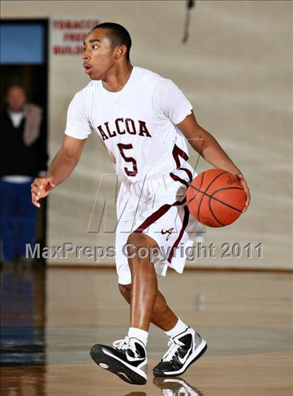 Thumbnail 1 in Alcoa vs Farragut  (Kroger Thanksgiving Classic) photogallery.
