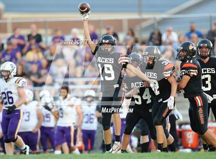 Thumbnail 3 in Unioto @ Amanda-Clearcreek photogallery.