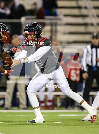 Thumbnail 3 in Jonathan Alder vs. Bishop Hartley (OSAA DIII Regional Final) photogallery.