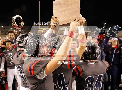 Thumbnail 1 in Jonathan Alder vs. Bishop Hartley (OSAA DIII Regional Final) photogallery.