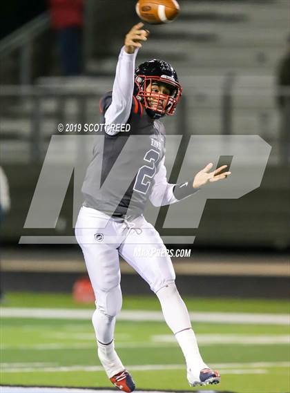 Thumbnail 3 in Jonathan Alder vs. Bishop Hartley (OSAA DIII Regional Final) photogallery.