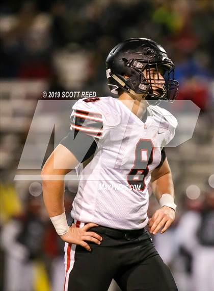 Thumbnail 2 in Jonathan Alder vs. Bishop Hartley (OSAA DIII Regional Final) photogallery.