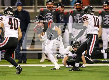 Thumbnail 1 in Jonathan Alder vs. Bishop Hartley (OSAA DIII Regional Final) photogallery.