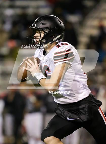 Thumbnail 3 in Jonathan Alder vs. Bishop Hartley (OSAA DIII Regional Final) photogallery.