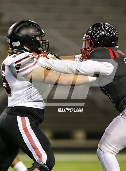 Thumbnail 1 in Jonathan Alder vs. Bishop Hartley (OSAA DIII Regional Final) photogallery.