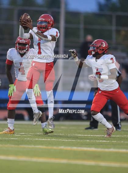 Thumbnail 1 in Westchester @ El Camino Real (CIF LACS DII semifinals) photogallery.