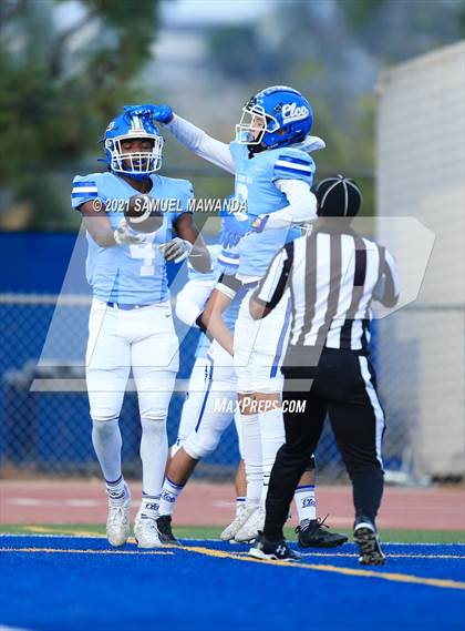 Thumbnail 1 in Westchester @ El Camino Real (CIF LACS DII semifinals) photogallery.