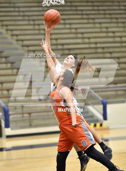 Thumbnail 3 in Burbank vs Houston [Sam] photogallery.