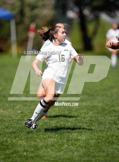 Thumbnail 3 in Piedra Vista vs. Los Alamos photogallery.