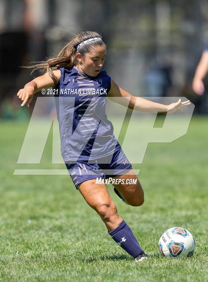 Thumbnail 3 in Piedra Vista vs. Los Alamos photogallery.