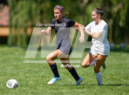 Thumbnail 3 in Piedra Vista vs. Los Alamos photogallery.
