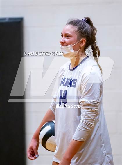 Thumbnail 3 in Holly Springs vs Gray's Creek (NCHSAA 4A - Second Round) photogallery.
