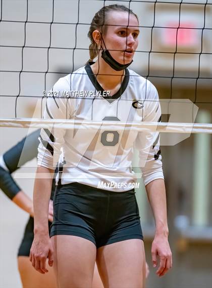 Thumbnail 3 in Holly Springs vs Gray's Creek (NCHSAA 4A - Second Round) photogallery.