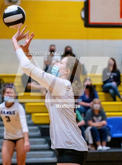 Thumbnail 3 in Holly Springs vs Gray's Creek (NCHSAA 4A - Second Round) photogallery.