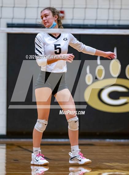 Thumbnail 3 in Holly Springs vs Gray's Creek (NCHSAA 4A - Second Round) photogallery.