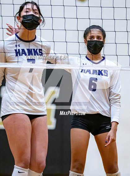 Thumbnail 2 in Holly Springs vs Gray's Creek (NCHSAA 4A - Second Round) photogallery.