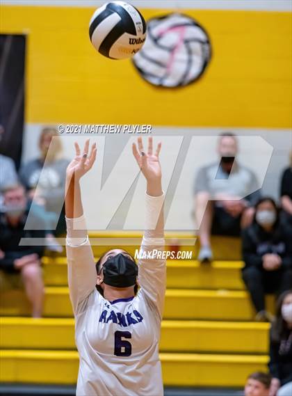 Thumbnail 1 in Holly Springs vs Gray's Creek (NCHSAA 4A - Second Round) photogallery.