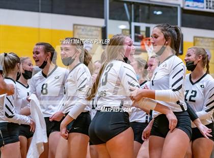 Thumbnail 2 in Holly Springs vs Gray's Creek (NCHSAA 4A - Second Round) photogallery.