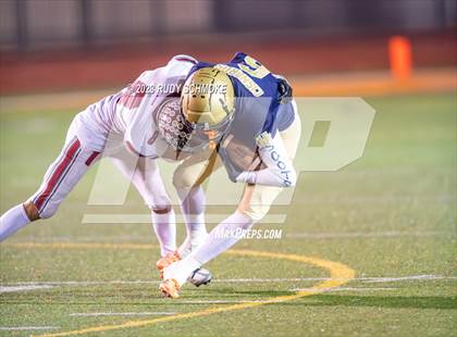 Thumbnail 3 in Vincent Memorial vs. Sweetwater (CIF SD Div.5 Section Finals) photogallery.