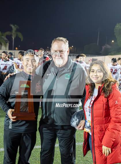 Thumbnail 3 in Vincent Memorial vs. Sweetwater (CIF SD Div.5 Section Finals) photogallery.