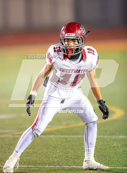 Thumbnail 2 in Vincent Memorial vs. Sweetwater (CIF SD Div.5 Section Finals) photogallery.