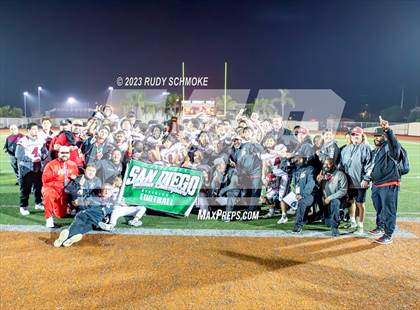 Thumbnail 3 in Vincent Memorial vs. Sweetwater (CIF SD Div.5 Section Finals) photogallery.