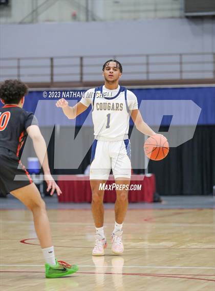 Thumbnail 2 in Mt. Blue vs. Gardiner (Capital City Hoops Classic) photogallery.