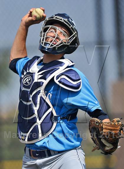 Thumbnail 3 in Crescenta Valley @ Mater Dei Catholic photogallery.