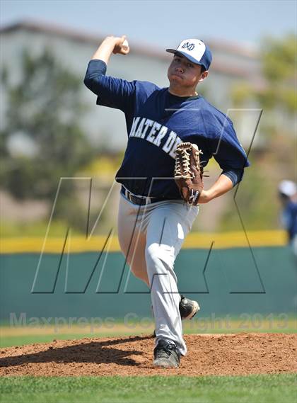 Thumbnail 2 in Crescenta Valley @ Mater Dei Catholic photogallery.