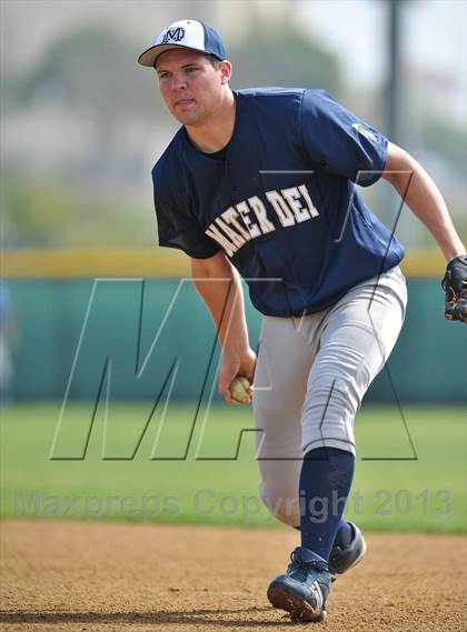 Thumbnail 3 in Crescenta Valley @ Mater Dei Catholic photogallery.