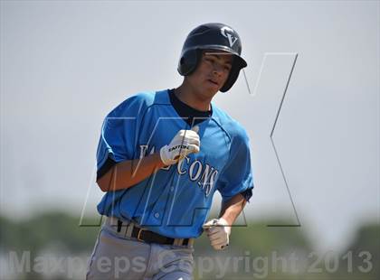 Thumbnail 2 in Crescenta Valley @ Mater Dei Catholic photogallery.