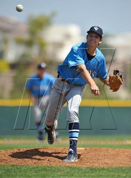 Thumbnail 3 in Crescenta Valley @ Mater Dei Catholic photogallery.
