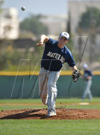 Thumbnail 2 in Crescenta Valley @ Mater Dei Catholic photogallery.