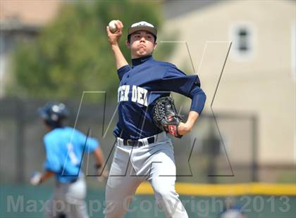 Thumbnail 1 in Crescenta Valley @ Mater Dei Catholic photogallery.