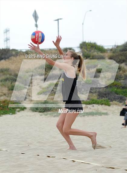 Thumbnail 3 in Mira Costa vs. Chaminade (IBVL Southern Pacific Quarterfinal) photogallery.