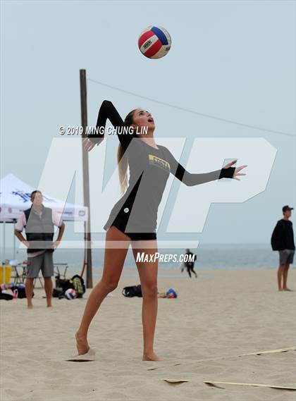 Thumbnail 2 in Mira Costa vs. Chaminade (IBVL Southern Pacific Quarterfinal) photogallery.