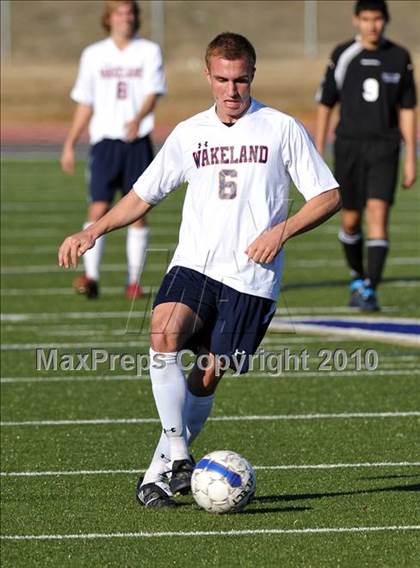 Thumbnail 2 in Wakeland vs Hillcrest (Little Elm Invitational) photogallery.