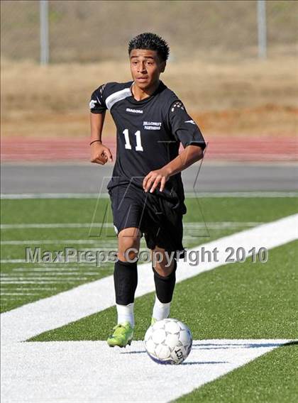 Thumbnail 3 in Wakeland vs Hillcrest (Little Elm Invitational) photogallery.