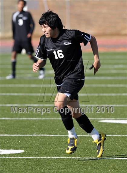 Thumbnail 2 in Wakeland vs Hillcrest (Little Elm Invitational) photogallery.