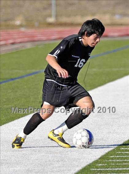 Thumbnail 3 in Wakeland vs Hillcrest (Little Elm Invitational) photogallery.