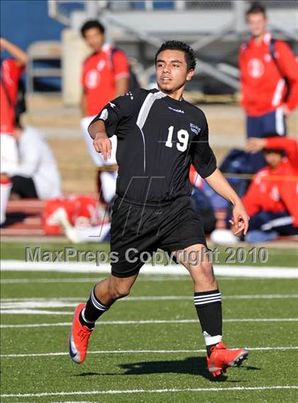 Thumbnail 2 in Wakeland vs Hillcrest (Little Elm Invitational) photogallery.