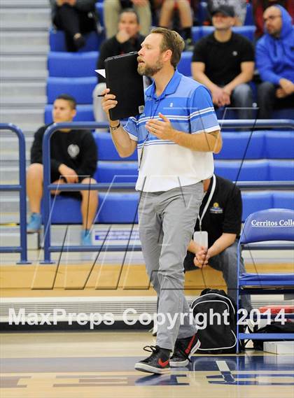 Thumbnail 2 in Saddleback Valley Christian vs. Garden Grove (CIF SS D5 Final) photogallery.