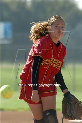 Thumbnail 2 in St. Francis vs. Del Oro (WC Pre-Season Tourney) photogallery.