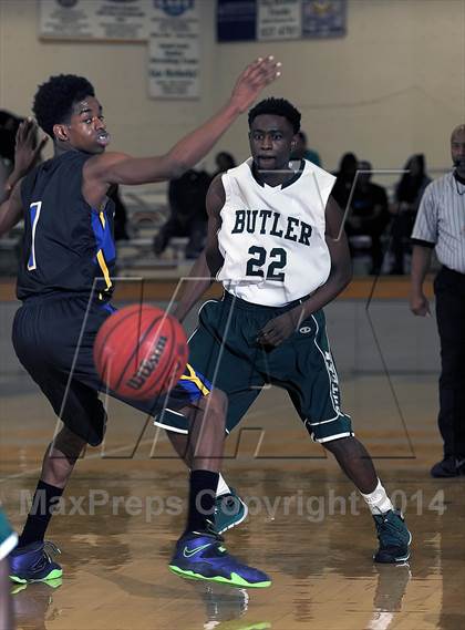 Thumbnail 3 in Butler vs. Johnson photogallery.