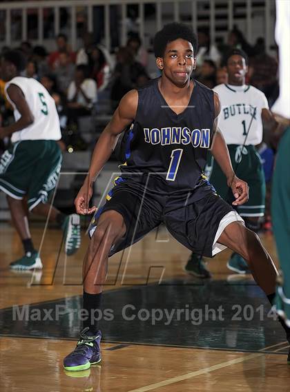 Thumbnail 2 in Butler vs. Johnson photogallery.