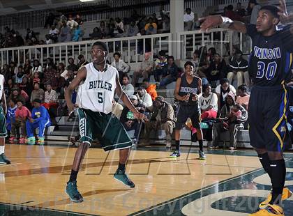 Thumbnail 1 in Butler vs. Johnson photogallery.