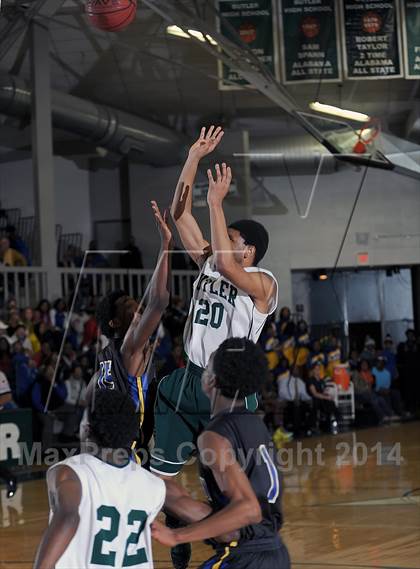 Thumbnail 3 in Butler vs. Johnson photogallery.