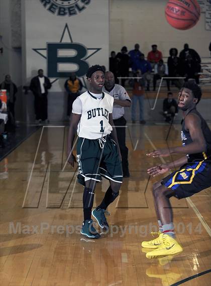 Thumbnail 1 in Butler vs. Johnson photogallery.